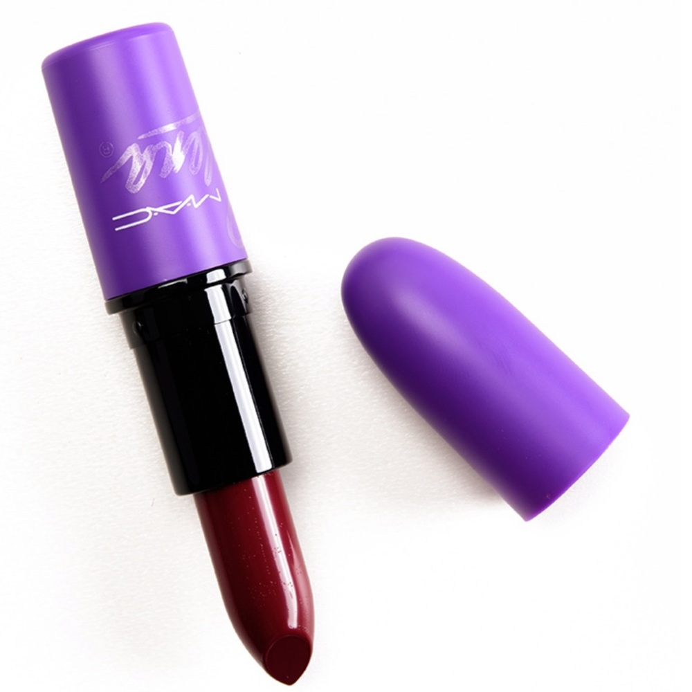 MAC x Selena “Dreaming of you” lipstick